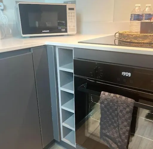 Modern Stylish 1 Bed Apartment
